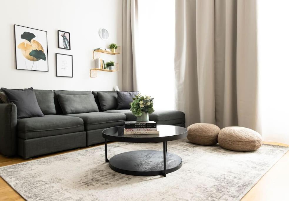 Franz 23 - Typical Viennese Apartment In The Heart Of Vienna Esterno foto