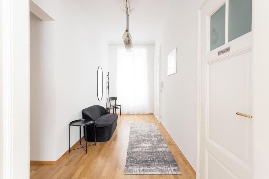 Franz 23 - Typical Viennese Apartment In The Heart Of Vienna Esterno foto